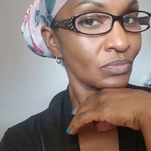 Meet your Posher, Tara